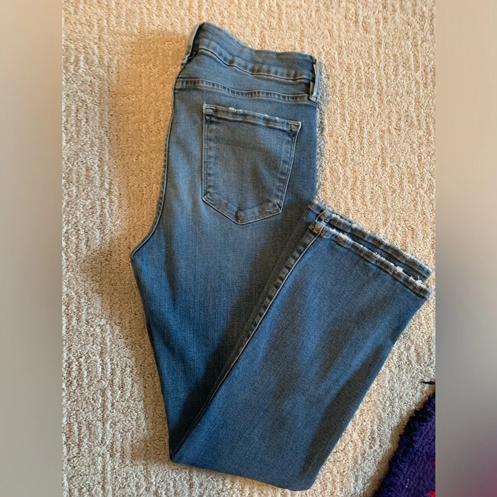 Frame Denim Light Blue Cropped Ankle Jeans - Picture 2 of 8